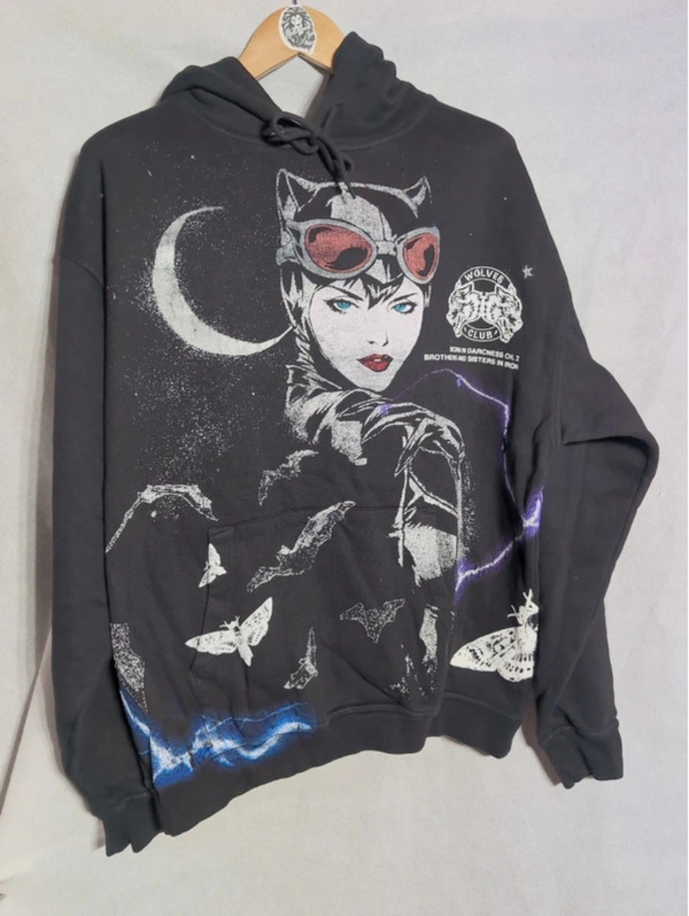 Darc Sport x DC Comics Catwoman Hoodie Sz L Wolves Club NWOT